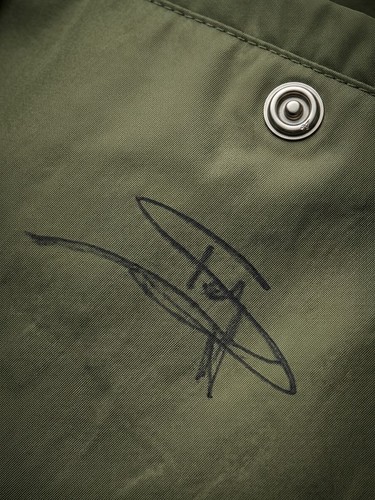 Eminem signed jacket size - eminem,