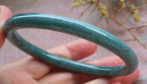 Certified green natural jade - green,