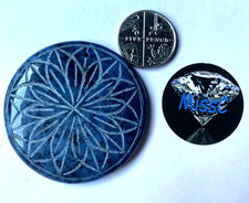 DUMORTIERITE RARE MUGHAL CARVED  LARGE ROUND NATURAL STONE 40MM DIAMETER