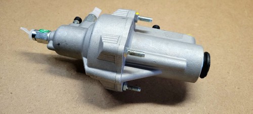 E013 clutch booster for unimog - e013,