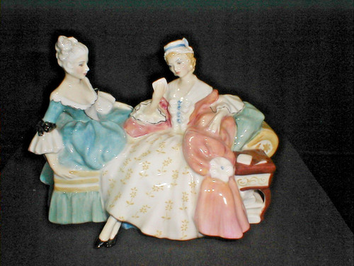 Royal doulton ladies figurine - royal,