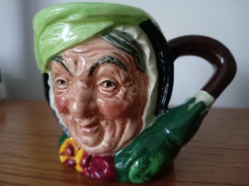 Royal doulton sairey - sairey, toby