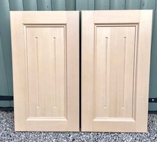 KITCHEN 2 x PEARWOOD COLOUR