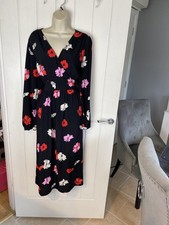 Beautiful M&S Size 16 Black Floral Midi Tea Dress