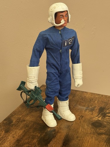 Vintage action man space - action,