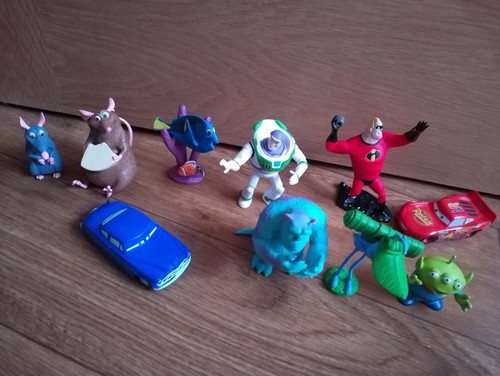 Disney toy figures collector - disney, collector's