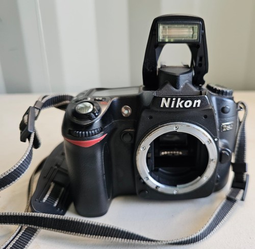 Nikon d80 2mp digital - nikon, slr