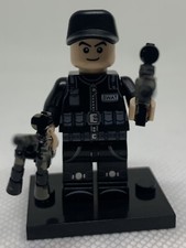 Lego minifigure SWAT Army.