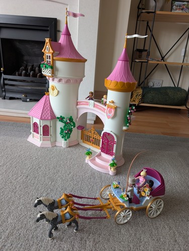 Playmobil princess castle - playmobil,