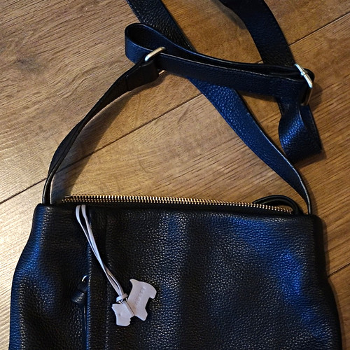 Radley london black pebbled - london,