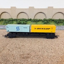LIMA OO GAUGE  FLATBED WAGON with 2 CONTAINER LORRIES  DUNLOP & SEATRAIN