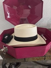 Kuda Royal Women’s Show Hat
