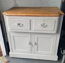 Retail Cabinet Oak Topped