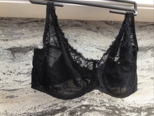 Ladies Black Underwire Bra By TU Size 40 G Has Been Worn