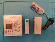 Aiwa AM-F75 MiniDisc Recorder