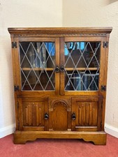 QUALITY OAK GLAZED BOOKCASE