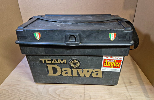 Team daiwa seated - daiwa,