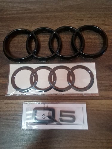 Gloss black audi - gloss, badge
