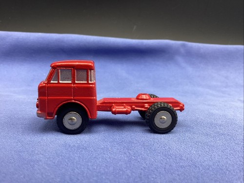 Schuco henschel truck - henschel,