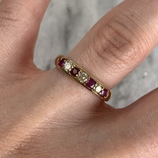 18 ct Gold Ring Ruby & Diamond