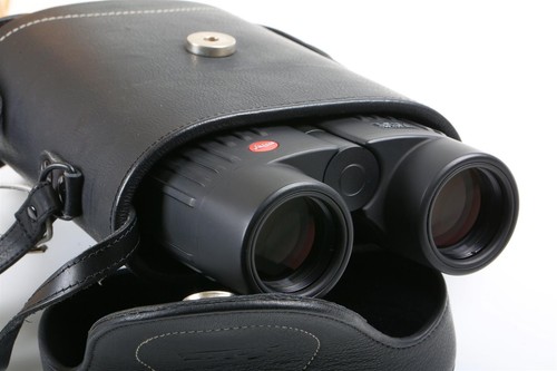 Leica 10x32 binocular - leica,