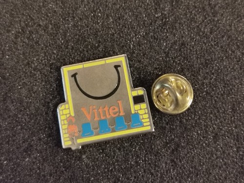 Pin vittel car bag - pin's, drink