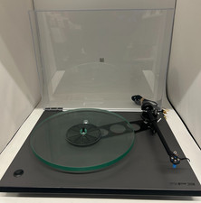 Rega RP3 Turntable Black Boxed