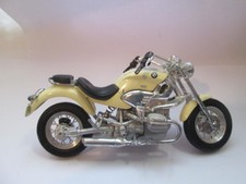 BMW  R1200C  1-18  SCALE  MAISTO MOTORCYCLE MODEL