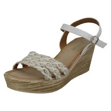 Ladies Savannah Mid Heel Wedge