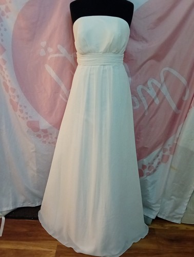 Wedding dress size ivory - wedding,