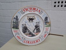 EDWARDIAN FINE BONE CHINA COMMEMORATIVE PLATE - VICTORIA COLLIERY  1850 - 1982