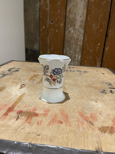 Royal tara fine bone china - fine,