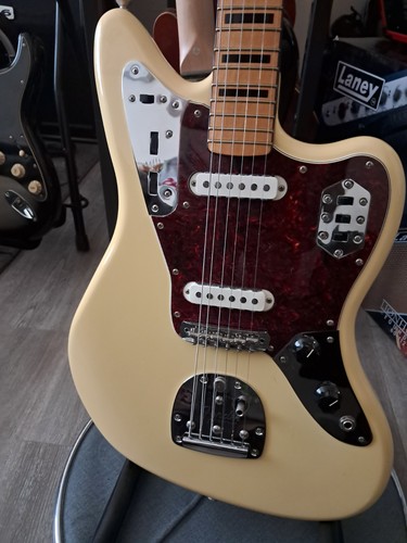 Fender vintera 70s jaguar - fender,