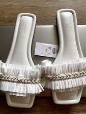 BNWT wide FIT WHITE GOLD