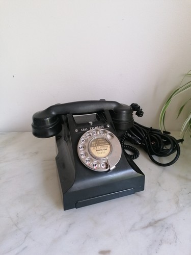 Vintage 1950 bakelite - vintage, call