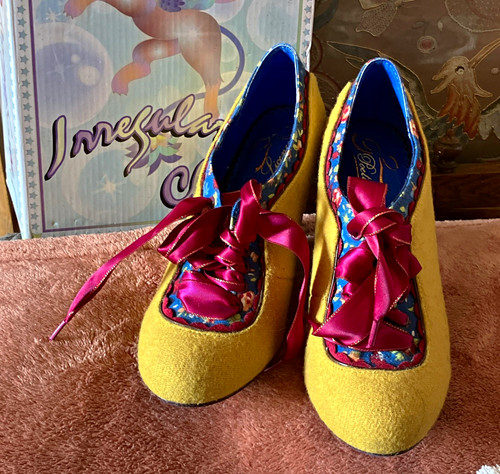 Irregular choice lady - lady, yellow