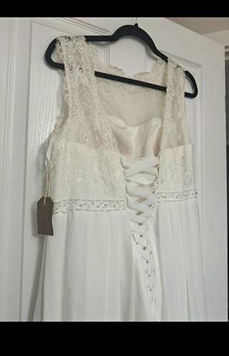 Ivory lace boho line - ivory,
