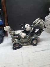 Disney Showcase Automobile