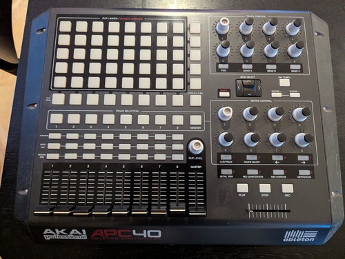 Akai apc40 midi usb controller - akai,