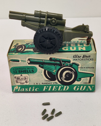 Vintage merit plastic field - vintage,