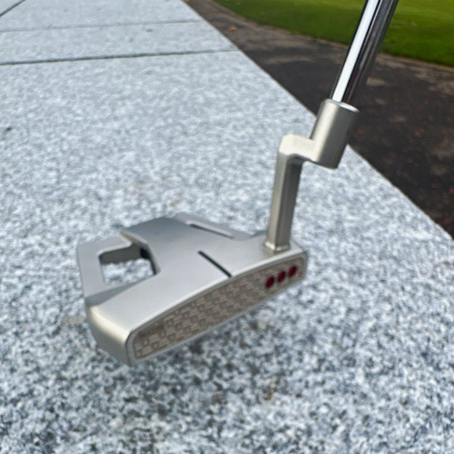 Scotty cameron phantom 2r - scotty,