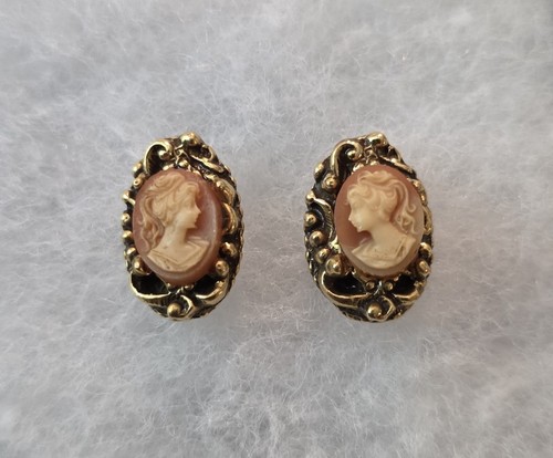 Vintage cameo pierced earrings - pierced,