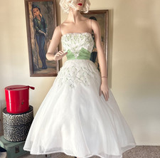 Vintage 1950s Fairy Tale Hand