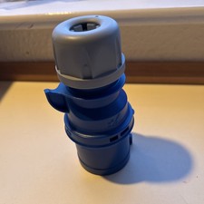 PCE 023 32 Amp 230V 2P+E Plug