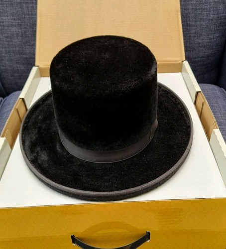 Hasidic jewish hat size - jewish,