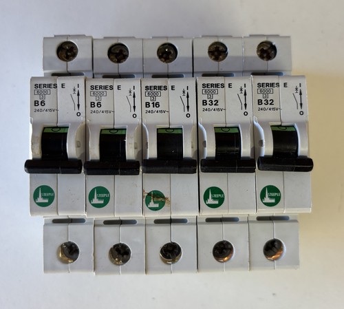 Steeple series job lot - e,