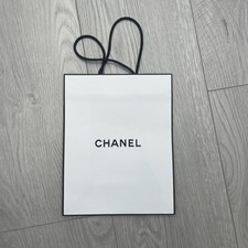 Chanel medium gift bag 9 - 7, x