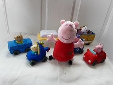 PEPPA PIG CARAVANETTE WITH 3
