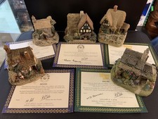 Lilliput Lane Cottages Group