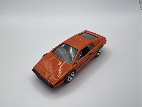 Hot wheels lotus esprit - wheels,